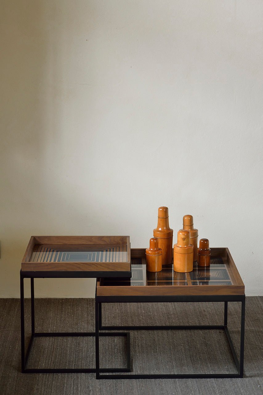Tray coffee table set - varnished wood - black - square - S/L - trays not included White Cliff Studio COFFEE TABLE