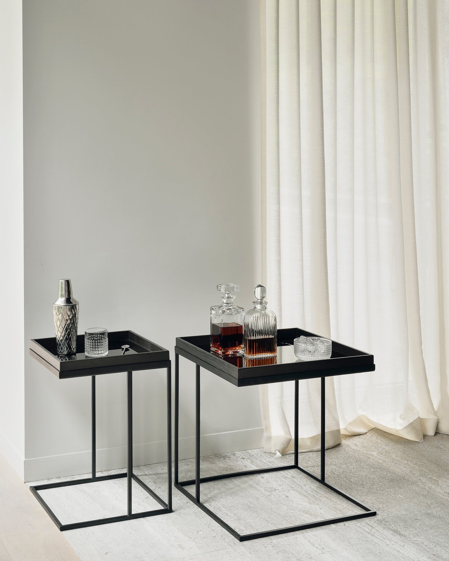 Tray side table - varnished wood - black - square - S - tray not included White Cliff Studio Side Table