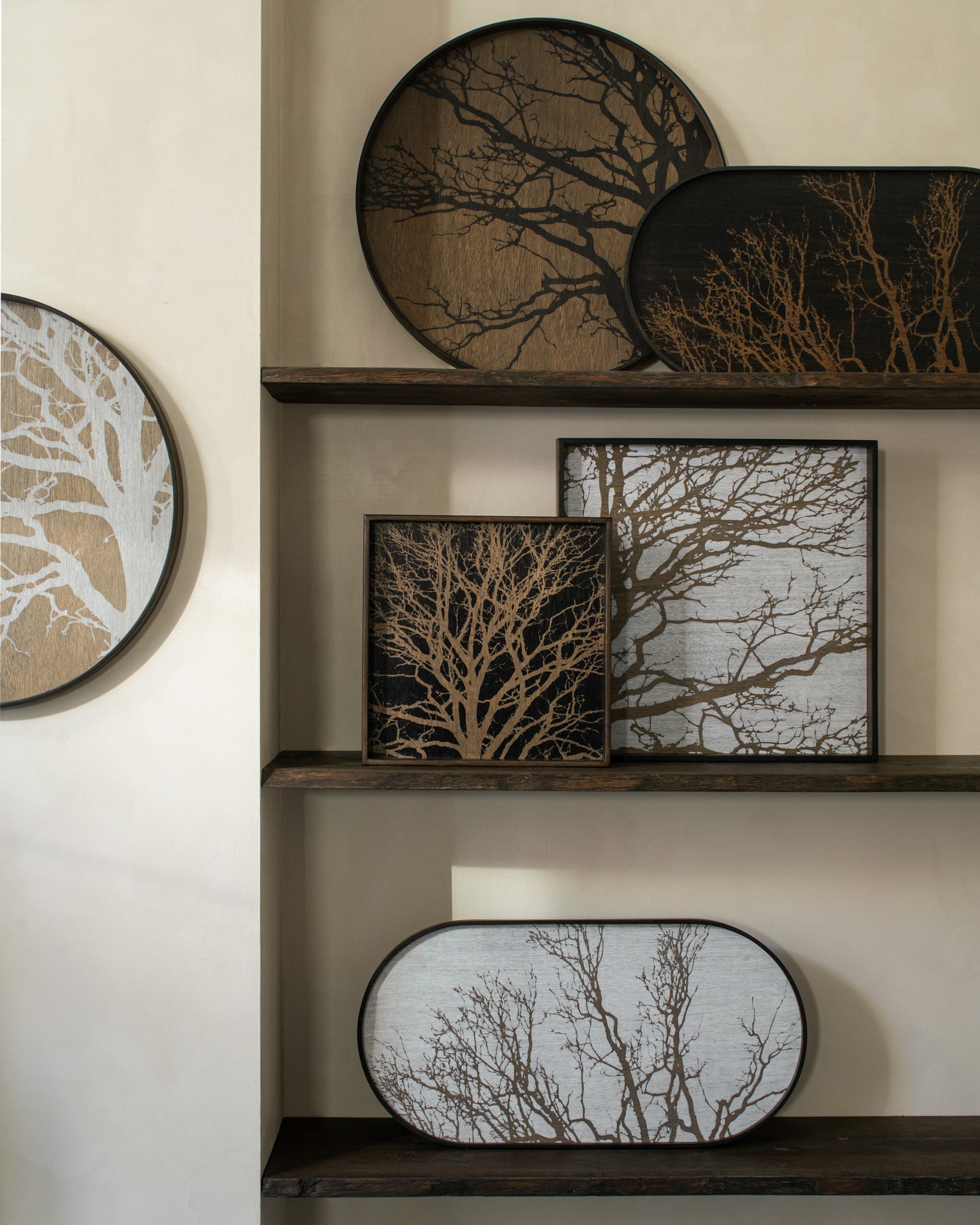 Tree tray - varnished wood - White - round - L White Cliff Studio Trays