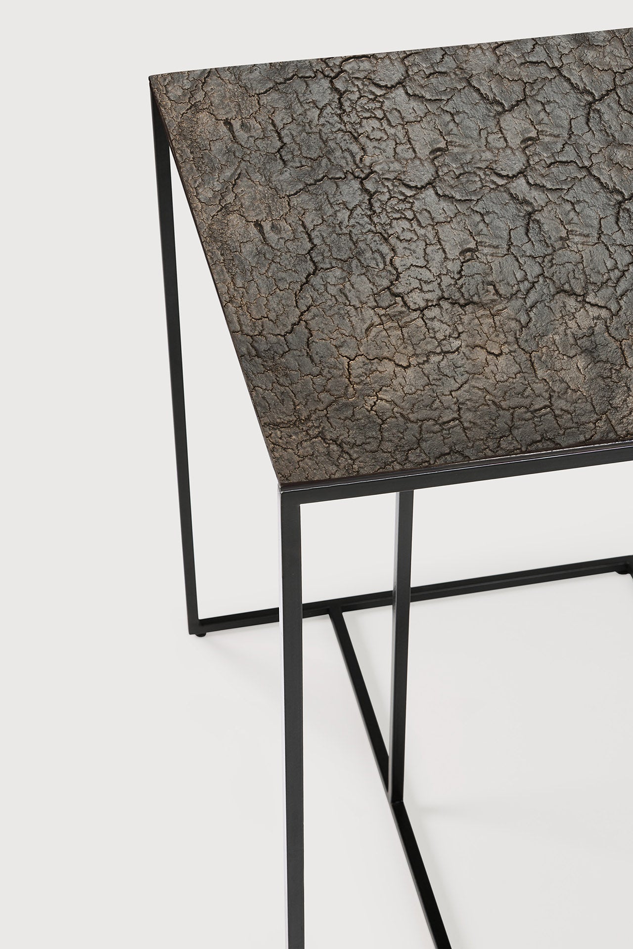 Triptic side table - varnished Minerals - Lava Whisky - rectangular White Cliff Studio Side Table