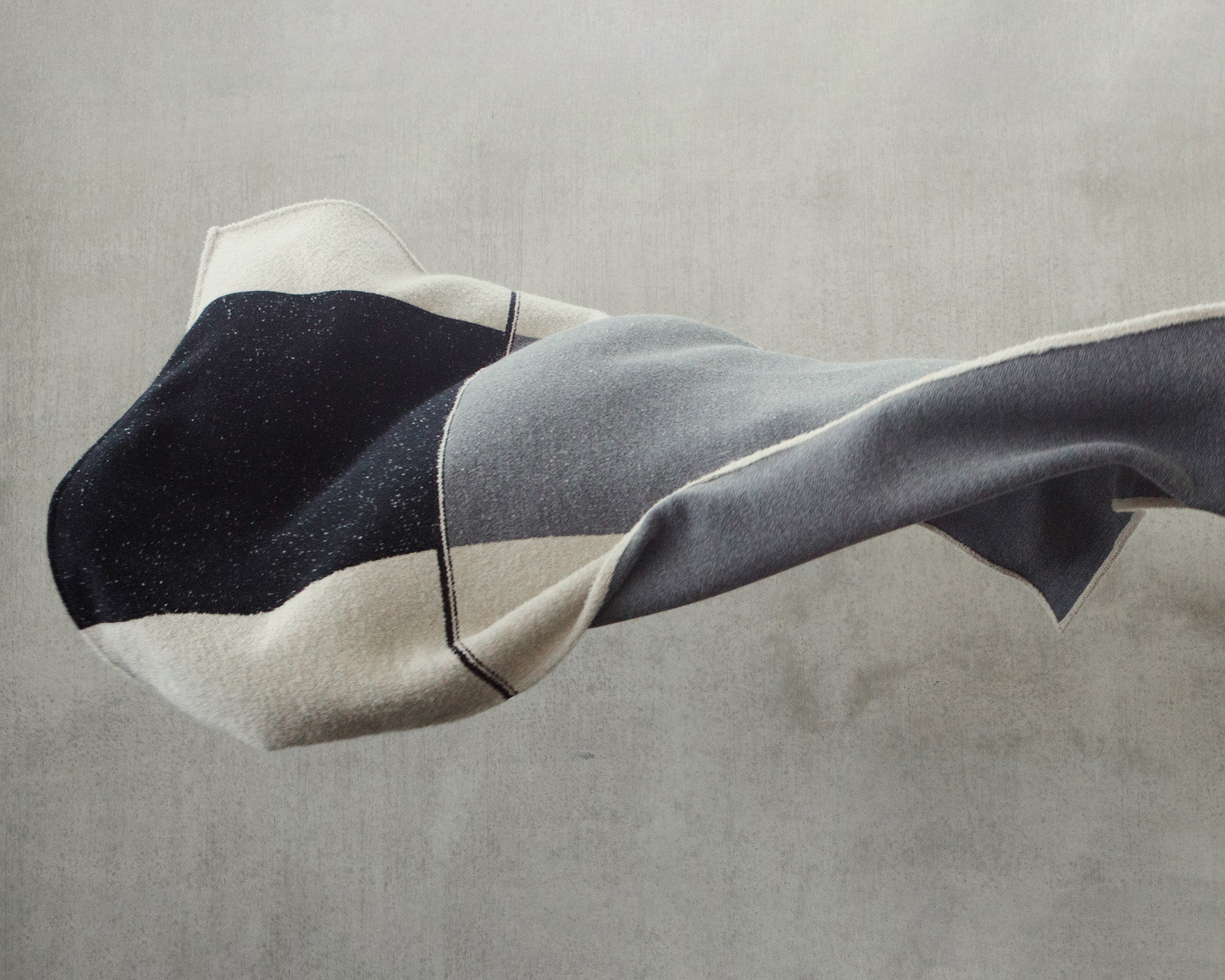 Urban throw White Cliff Studio Throw Blanket