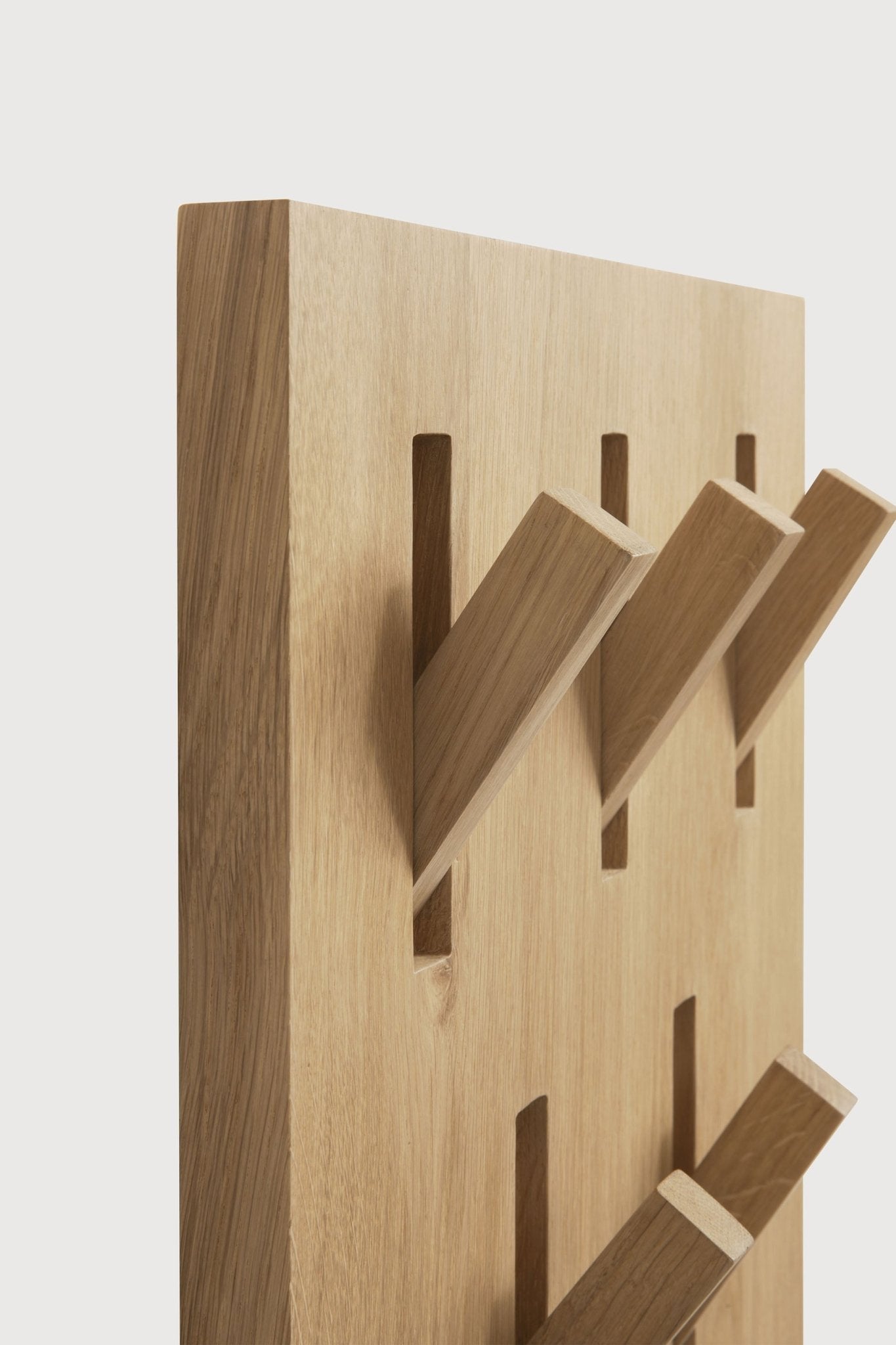 Utilitile wall hanger - varnished oak - 5 hangers White Cliff Studio Coat Hooks