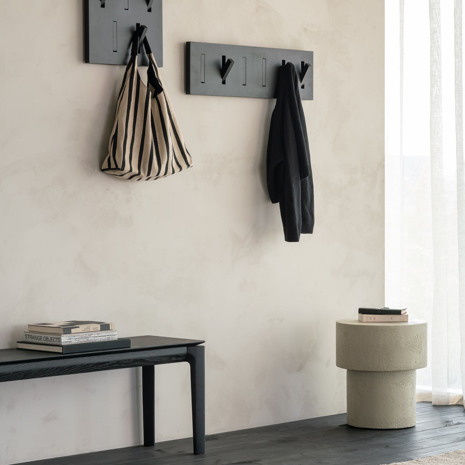 Utilitile wall hanger - varnished oak - black - 6 hangers White Cliff Studio Coat Hooks