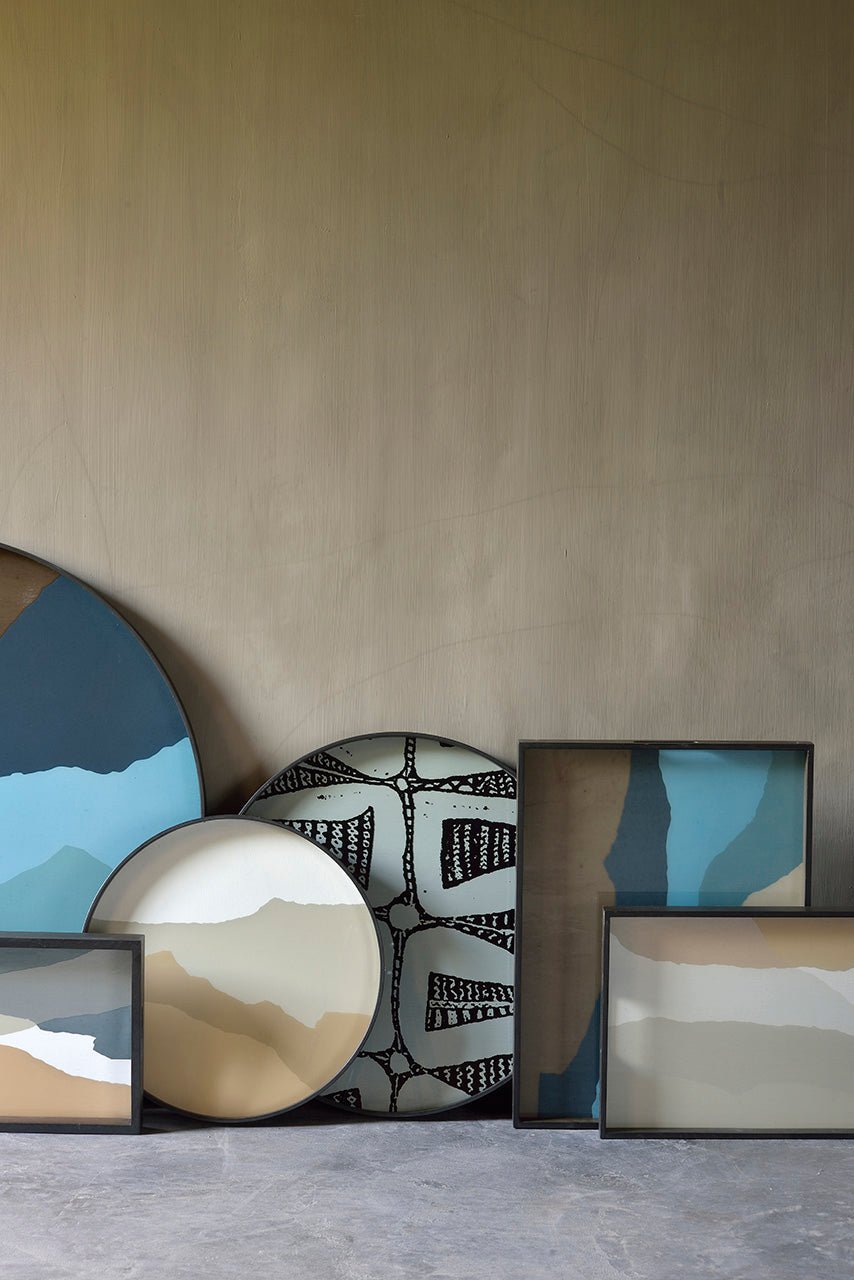 Wabi Sabi tray - glass - Sand - round - S White Cliff Studio Trays