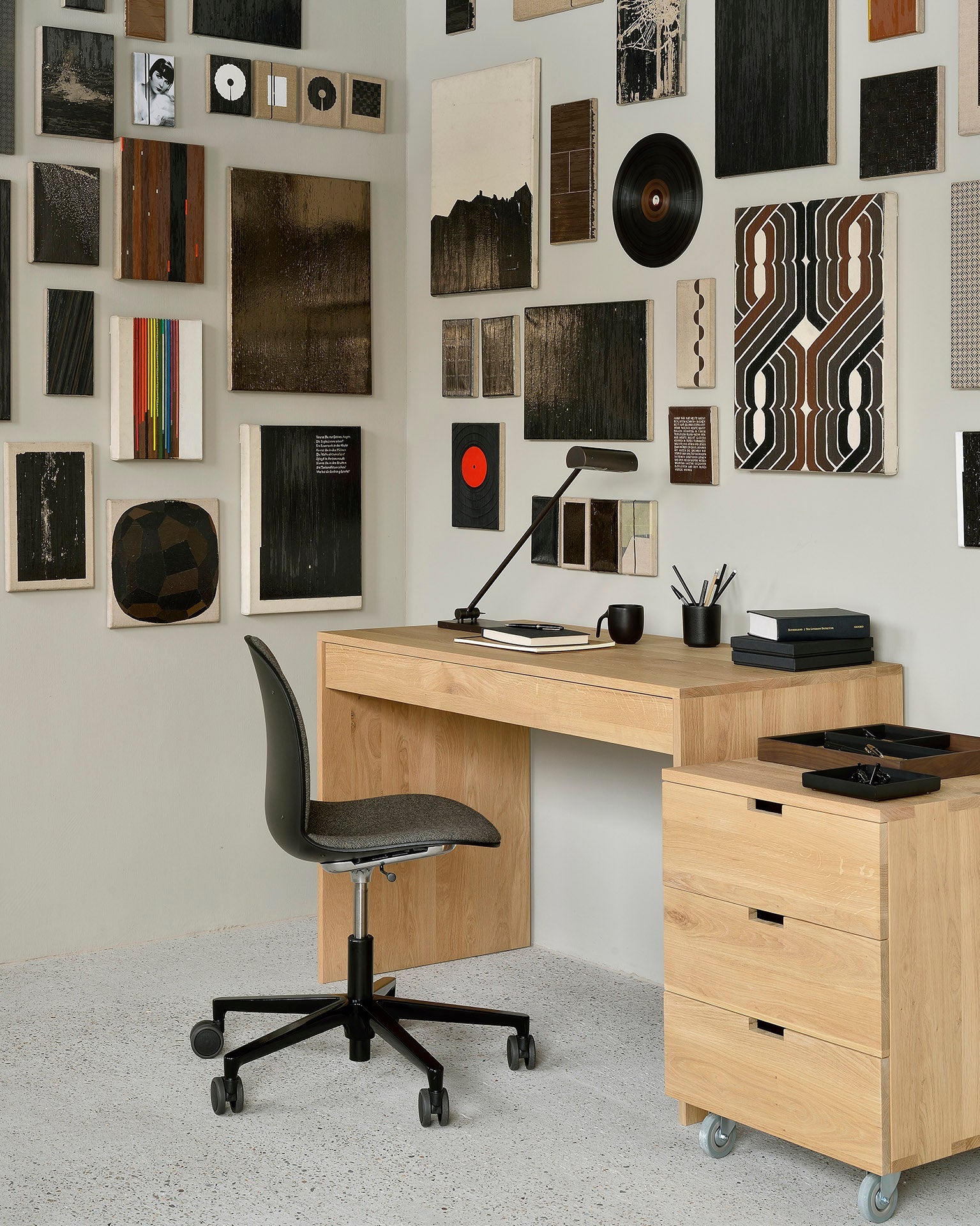 Wave desk - oak - 1 drawer - rectangular White Cliff Studio Desk