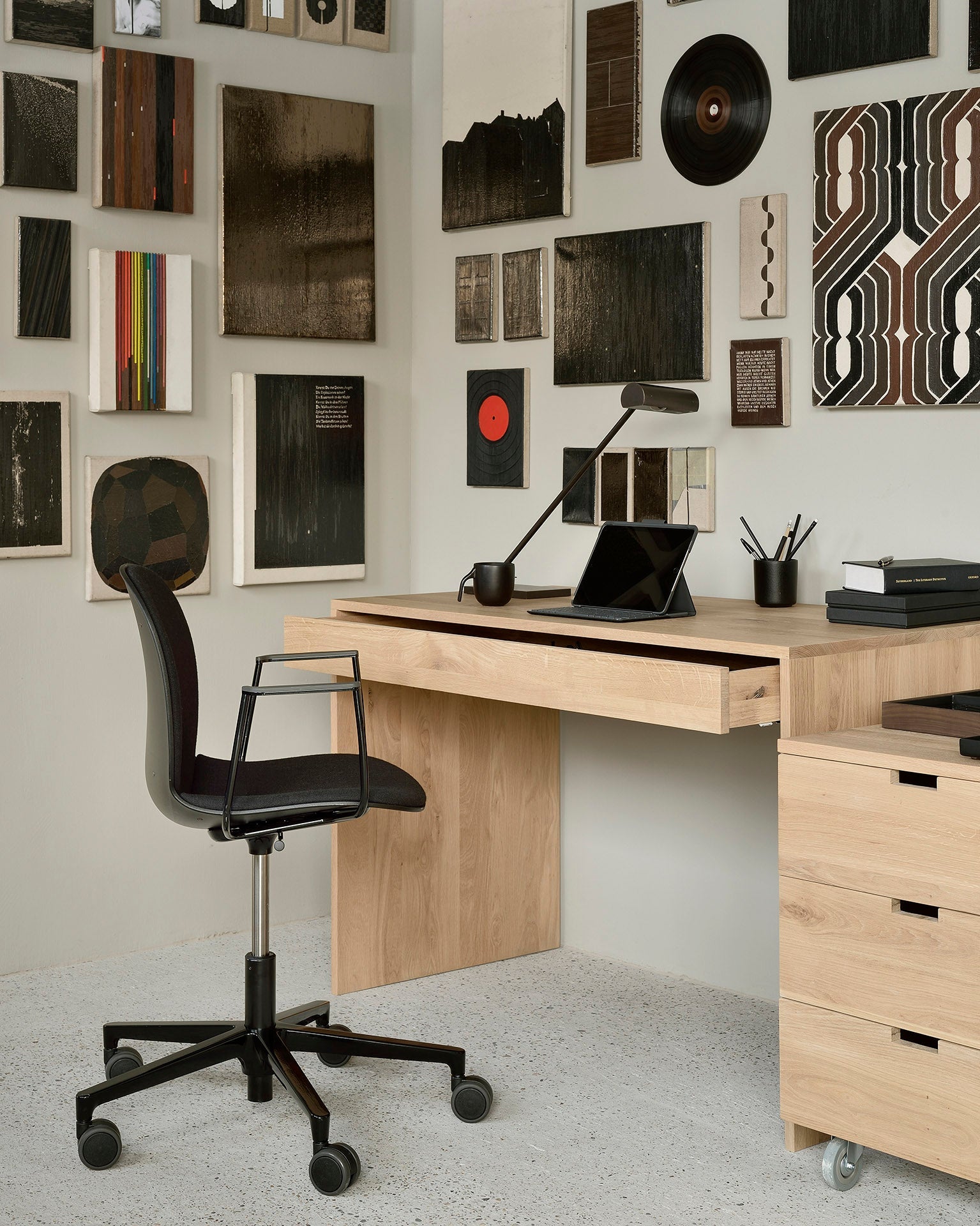 Wave desk - oak - 1 drawer - rectangular White Cliff Studio Desk