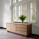 Wave sideboard - oak - 2 doors - 3 drawers White Cliff Studio Sideboard