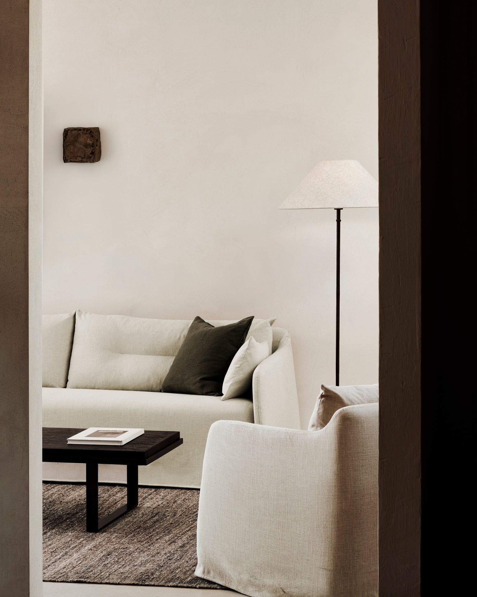 Weave sofa - Bone fabric - 3 seater - removable cover White Cliff Studio Sofa