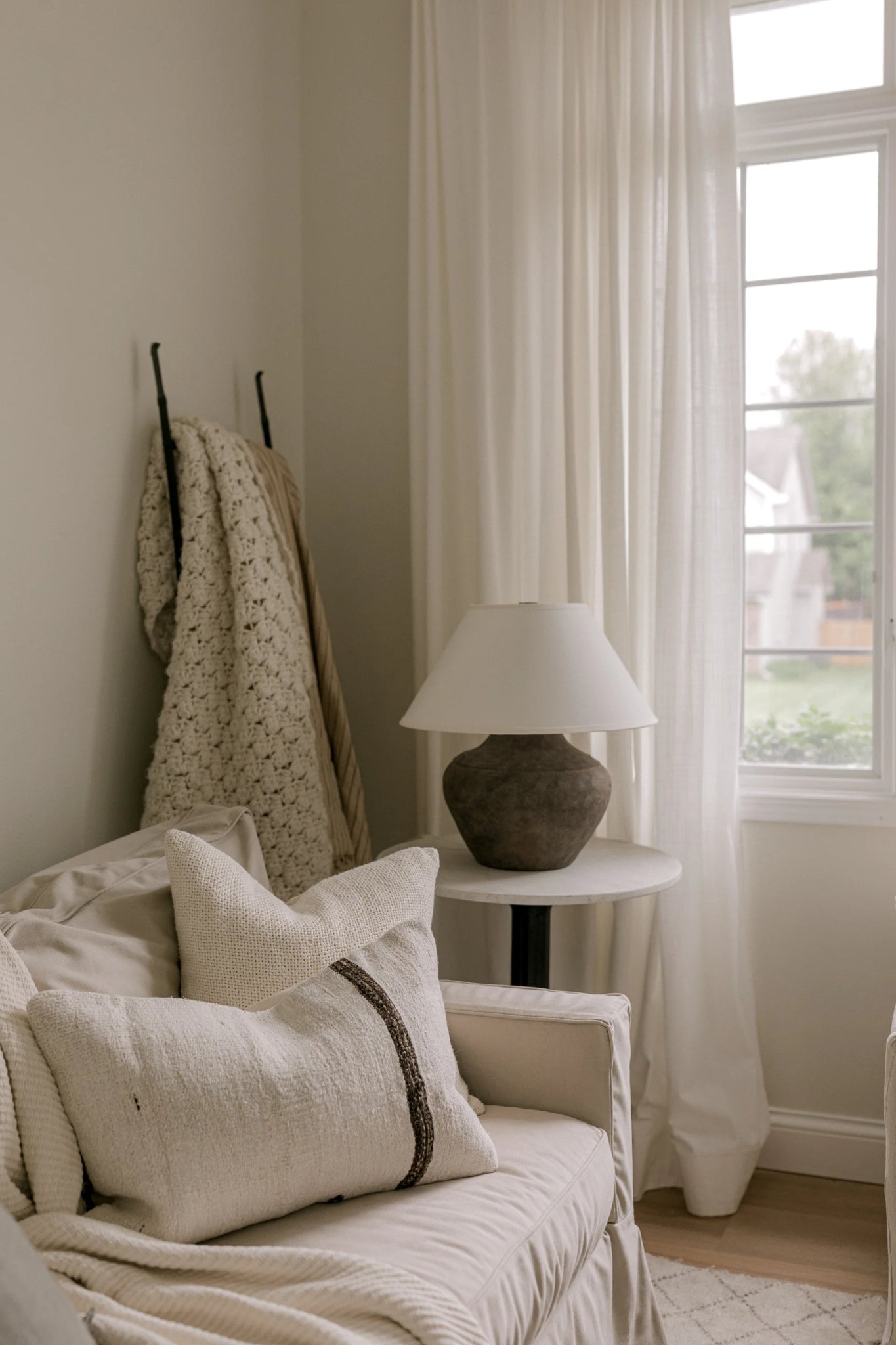 Winston Ceramic Table Lamp