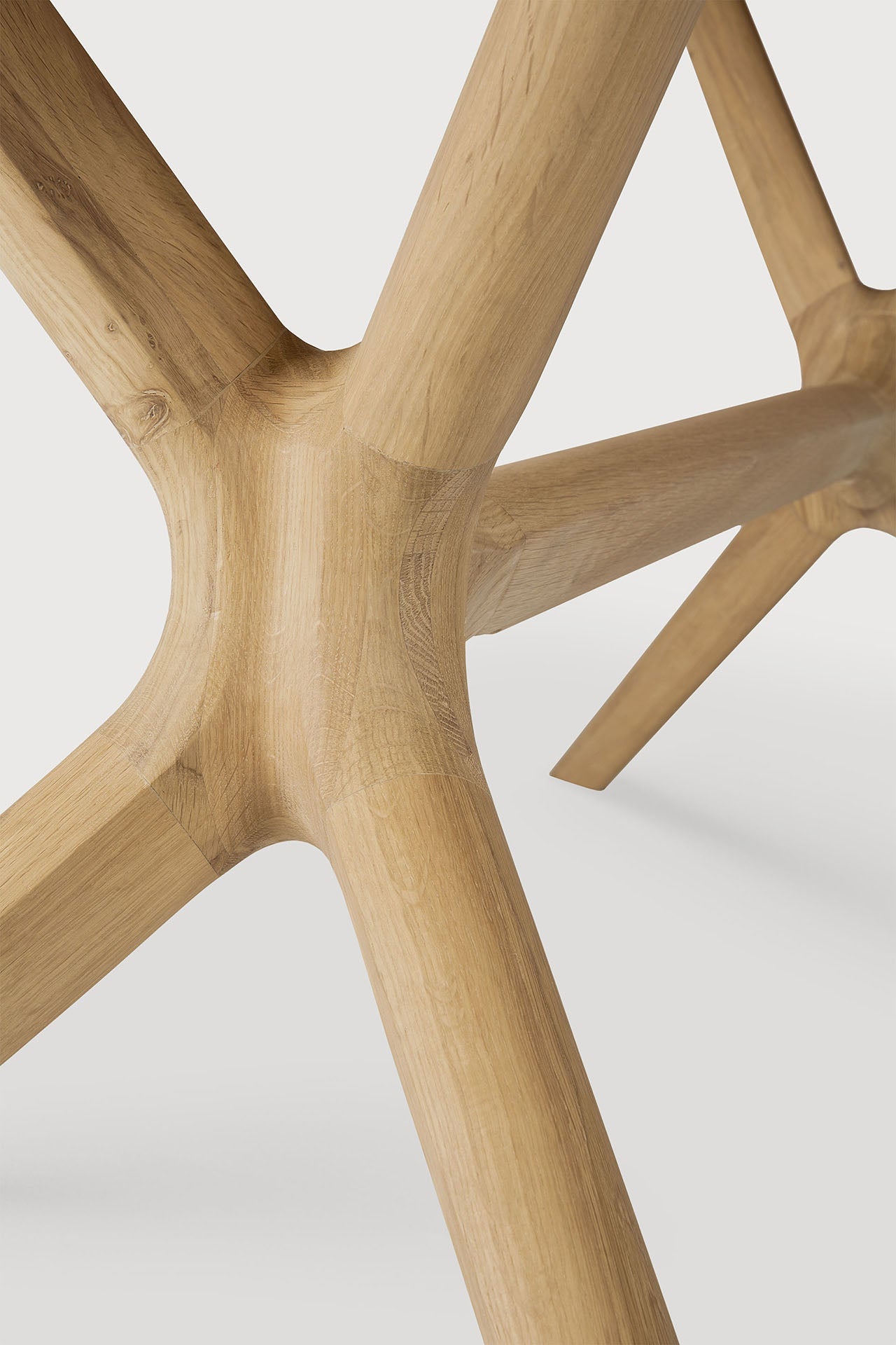 X dining table - oak - rectangular White Cliff Studio Dining Table